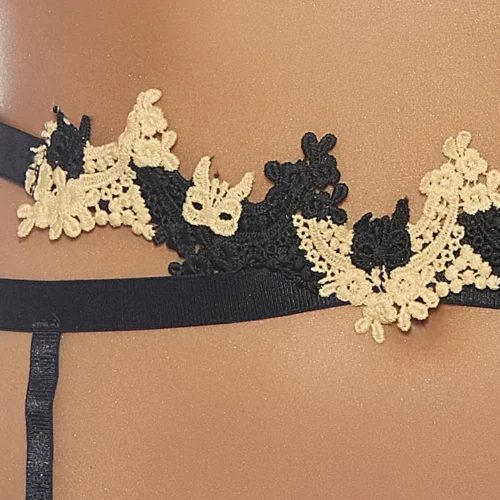 Popsi Wildflower Embroidered Garter Belt