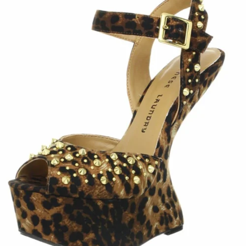 Chinese Laundry Cat Eye Gold Stud Wedge Sandal