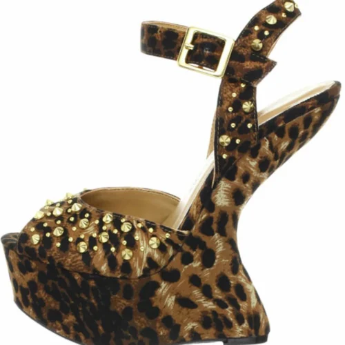 Chinese Laundry Cat Eye Gold Stud Wedge Sandal