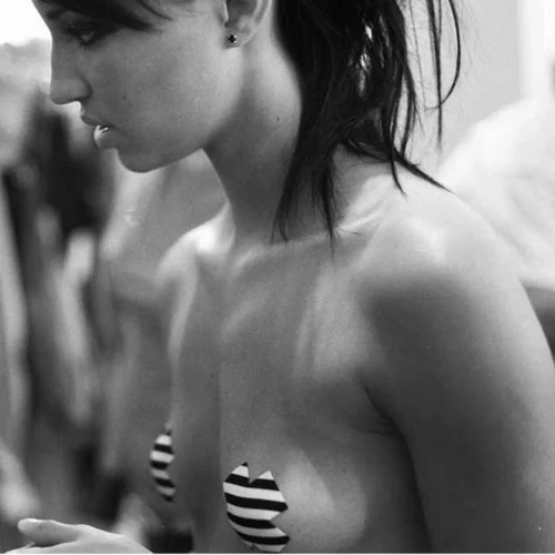 Bristols Six Sex Pistol Cross Pasties 5 Bristols Six Sex Pistol Cross Pasties